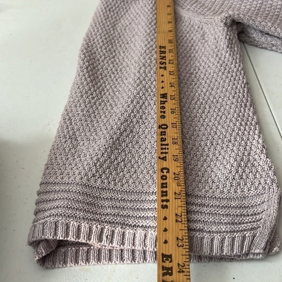 Old Navy crew neck lavender knit pullover sweater size large - Picture 8 of 8
